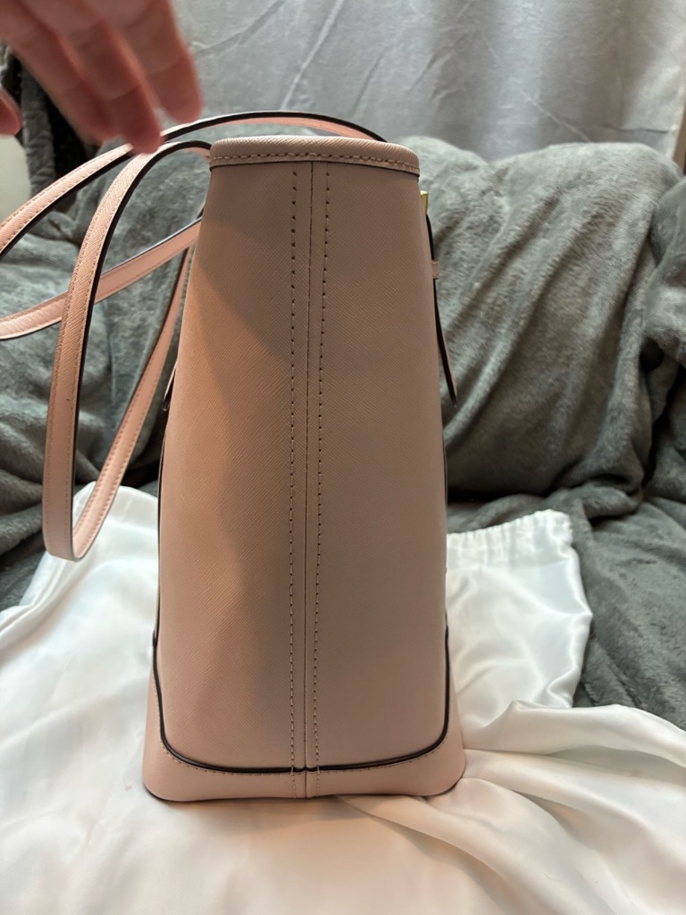 Michael Kors Blush Saffiano Leather Tote with Gold Hardware - Picture 6 of 8